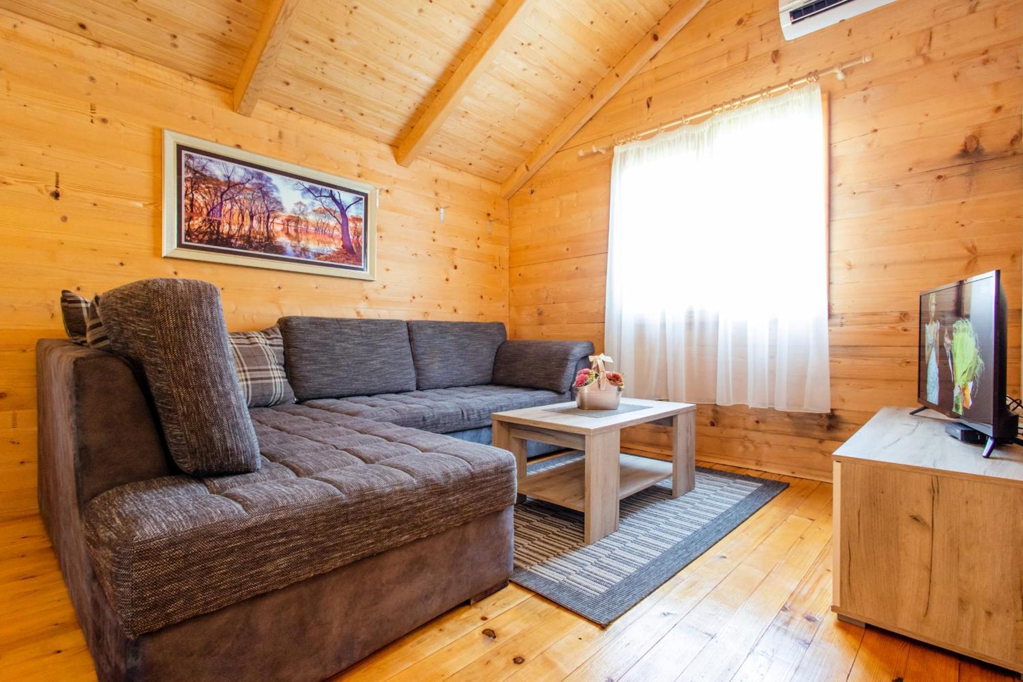 Katana Village Apartment Улцинь Екстер'єр фото